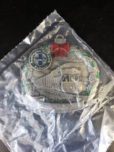 lot 1649 image: 2003 BNSF Christmas ornament factory sealed
