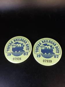 lot 1661 image: set 2 1987 Topeka Railroad Days buttons