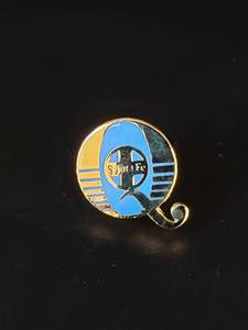 lot 1675 image: Santa Fe Lapel pin