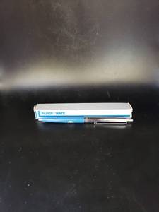 lot 1685 image: Santa Fe paper mate pen woriginal box