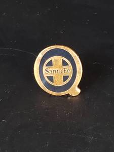lot 1694 image: Santa Fe Lapel pin
