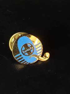 lot 1705 image: Santa Fe Lapel pin
