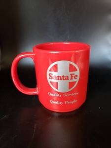 lot 1742 image: red Santa Fe coffee cup