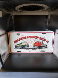 lot 1749 image: BNSF license plate