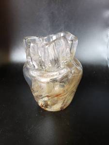 lot 1859 image: Joe Incadela Hand Blown brown swirl glass basket