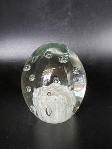 lot 1863 image: egg shaped paperweight