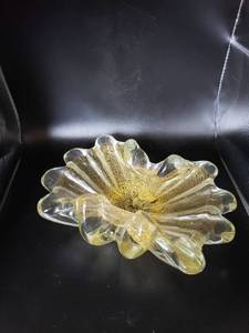 lot 1865 image: Barovier & Taso Murano gold leaf dish