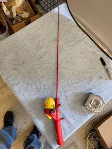 lot 3014 image: cars fishing pole