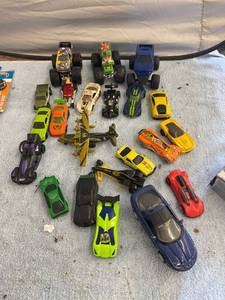 lot 3030 image: lot of cars