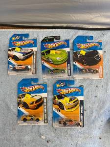 lot 3031 image: unopened hotwheels