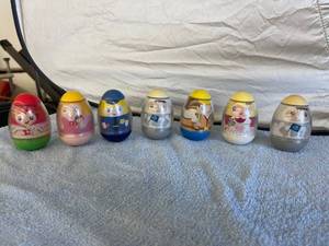 lot 3039 image: toys