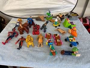 lot 3040 image: toy lot