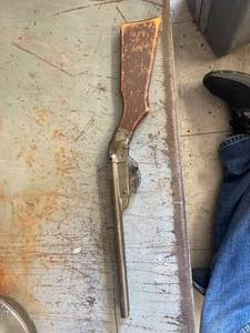 lot 3074 image: vintage WORKING daisy double barrel shotgun (spring gun)