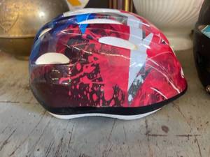 lot 3079 image: turnpike bike helmet