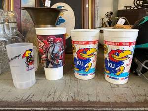 lot 3081 image: collector cups