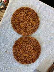 lot 3083 image: handmade walnut shell hot pads