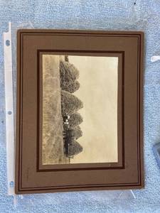 lot 3089 image: vintage black & white picture