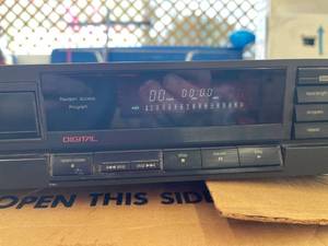 lot 3157 image: technics Al-p101