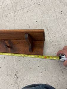 lot 3196 image: wood shelf
