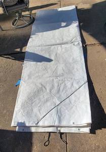 lot 5019 image: Heavy Duty 20 x 14 Tarp
