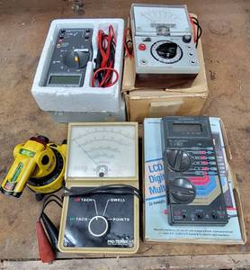 lot 4067 image: Multimeters, Strait - Line Level, Points Tester