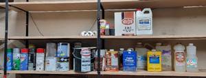 lot 4070 image: Chemicals - Spray Paint - Paint Thinner - Stains - BRING BOXES