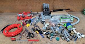 lot 4078 image: Tools and Hardware