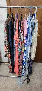 lot 1610 image: Womens Clothing - Size XL and XXL - Dresses