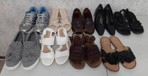 lot 1629 image: Womens Shoes - Size 8 12