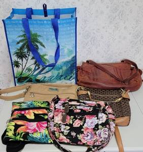lot 1664 image: Purses - (2) Leather and Cross Body