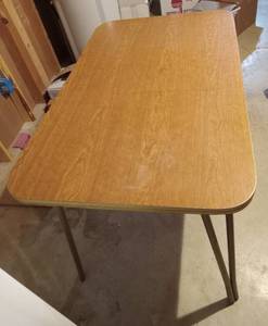 lot 3018 image: Vintage Kitchen Table - 47 x 30 x 29 Fully Extended - Leaf is 8 - IN BASEMENT