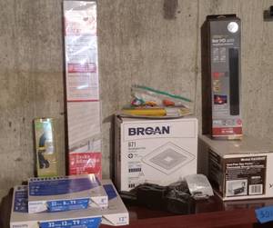 lot 3035 image: Daylight Deluxe Lights - Work Light - Blind - Fan Vent - Stainless Steel Gas Connector - GE Ultra Pro Bar HD 400 - Amplified Antenna - Vent Free Gas Heater Thermostat Blower Accessory & Fittings