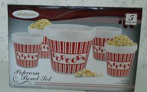 lot 1712 image: New Popcorn Bowl Set