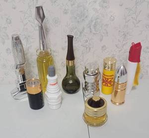 lot 1716 image: Vintage Avon Cologne Bottles