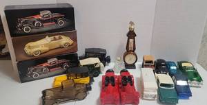 lot 1717 image: Vintage Avon Cologne Bottles