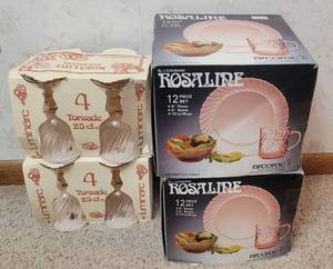 lot 1719 image: Vintage Arcoroc Rosaline Pink Swirl (2) 12pc Set and (8) Arcorac Luminarc Rosaline Pink Swirl 8 12 oz Goblet