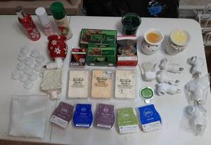 lot 1724 image: Scentsy Warmers, Wax Melts and Air Fresheners