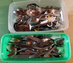 lot 3051 image: Silverware