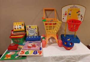 lot 3088 image: Vintage Toys