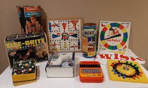 lot 3093 image: Vintage Games and Marbles