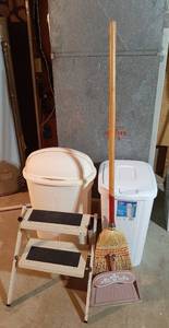 lot 3100 image: Folding Step Stool, Trash Cans and Broom