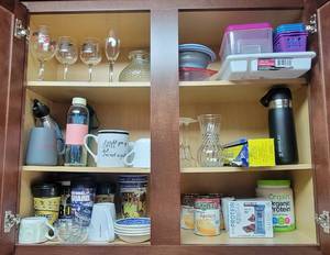 lot 508 image: Kitchen Essentials and Food