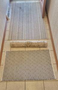 lot 513 image: Rugs - 36in. x 24in. , 60in. x 36in., 44in. x 30in. and Cushioned Rug