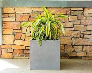 lot 47256 image: Kante Lightweight Modern Square Outdoor Planter, Black