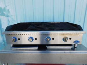 lot 1706 image: Globe 4 Foot Charbroiler