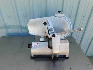lot 1718 image: DuroUnivex 12 Inch Manual Slicer