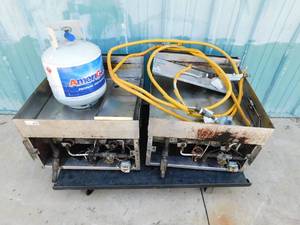 lot 1735 image: Donut Fryers and Propane Tank