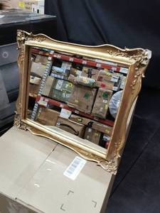 lot 1988 image: Antique Gold Framed Mirror, 15.5 x 14