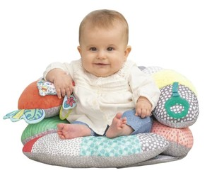 lot 1917 image: Infantino Soft Baby Chair
