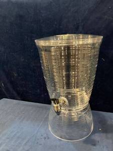 lot 34487 image: 3 PIECE DRINK DISPENSER WITH NOZZLE AND LID